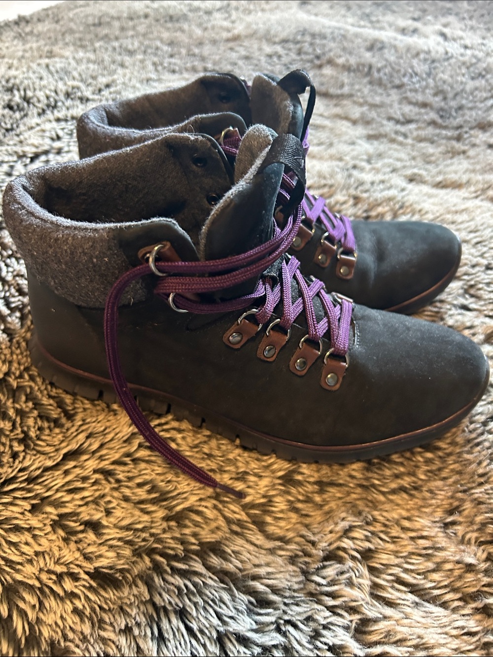 Cole Haan Zerogrand Blaxk/Gray Ankle Hiking Boot with Purple Laces 7.5